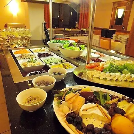 Отель Thermenclubhotel 